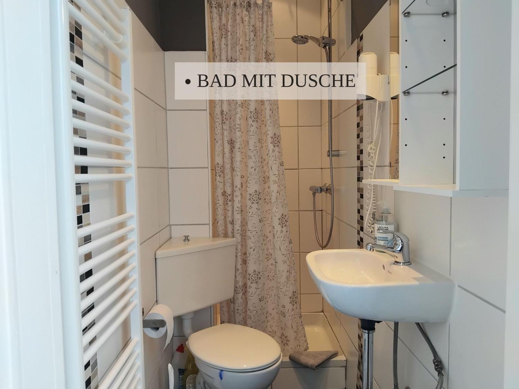 Haus Krabbe Apartments Mit Doppelbetten, Fuer 1-2 Personen, Hunde Kostenfrei Willkommen, Kostenfreier Parkplatz, Zwischen Bremerhaven Und Cuxhaven Gelegen Wremen Esterno foto